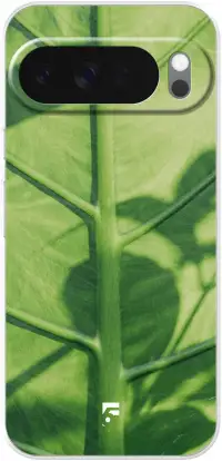 Leaves Macro Pixel 10 Pro