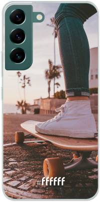 Skateboarding Galaxy S22
