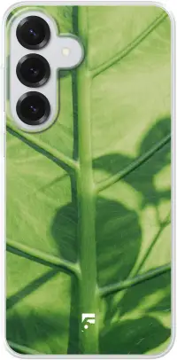 Leaves Macro Galaxy S26 Plus