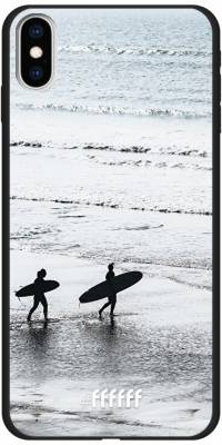 Surfing iPhone Xs Max